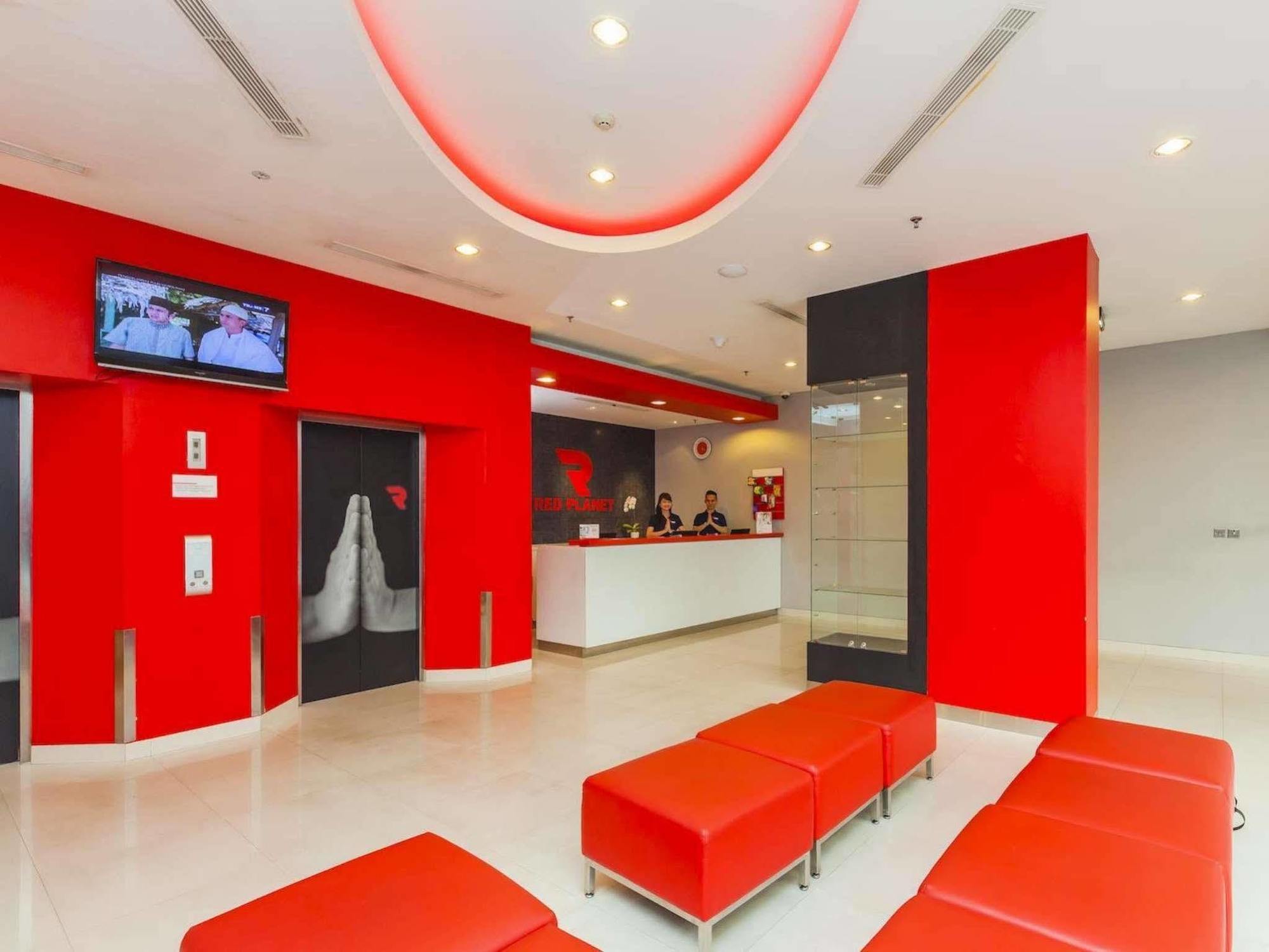 Monoloog Hotel Bekasi Extérieur photo